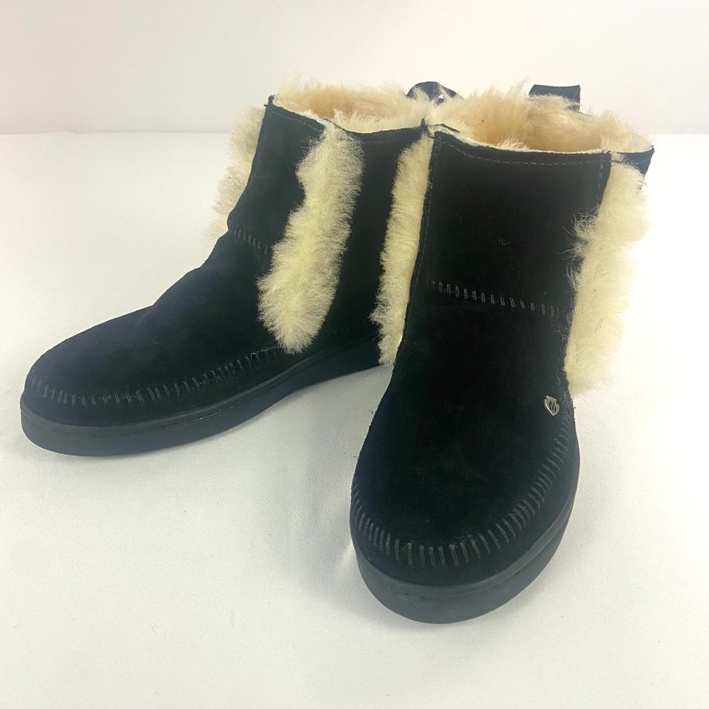 Anthropologie MINNETONKA Jade Angle Boot Black Suede Shearling Sheepskin 8